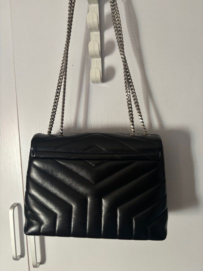 YSL LOU LOU BAG (Category: Luxury Bags & Wallets) located in Makati City. Submitted by bravelion_cea1db (Listing ID 1362224775, Image 3). Description: Ysl Loulou bag Black gunmetal hardware No flaws Color Black Rfs : decluttering 09338608996 Call or text for more details .