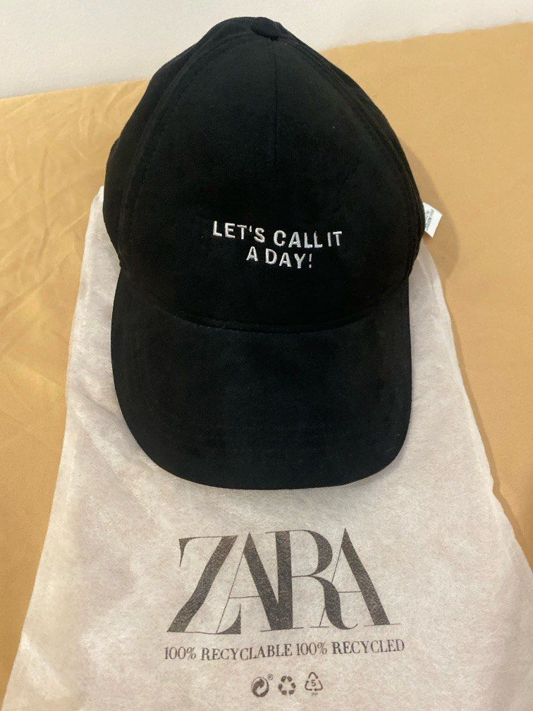 Zara Statement Cap - Unisex (Category: Caps & Hats) located in Taguig. Submitted by cosmickindle (Listing ID 1362213204, Image 3). Description: Zara Statement Cap Unisex - Used once - Mint condition - With dust bag - RFS: Decluttering **First to pay gets it** **Please manage your expectations, as this item is pre-owned**.
