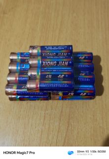Pilas AA nuevas de 1.5 V