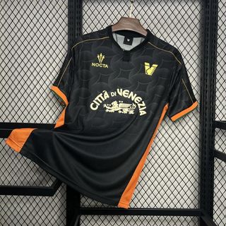 (Category: ) located in . Submitted by futbolandmore (Listing ID 1362426841, Image 1). Description: .