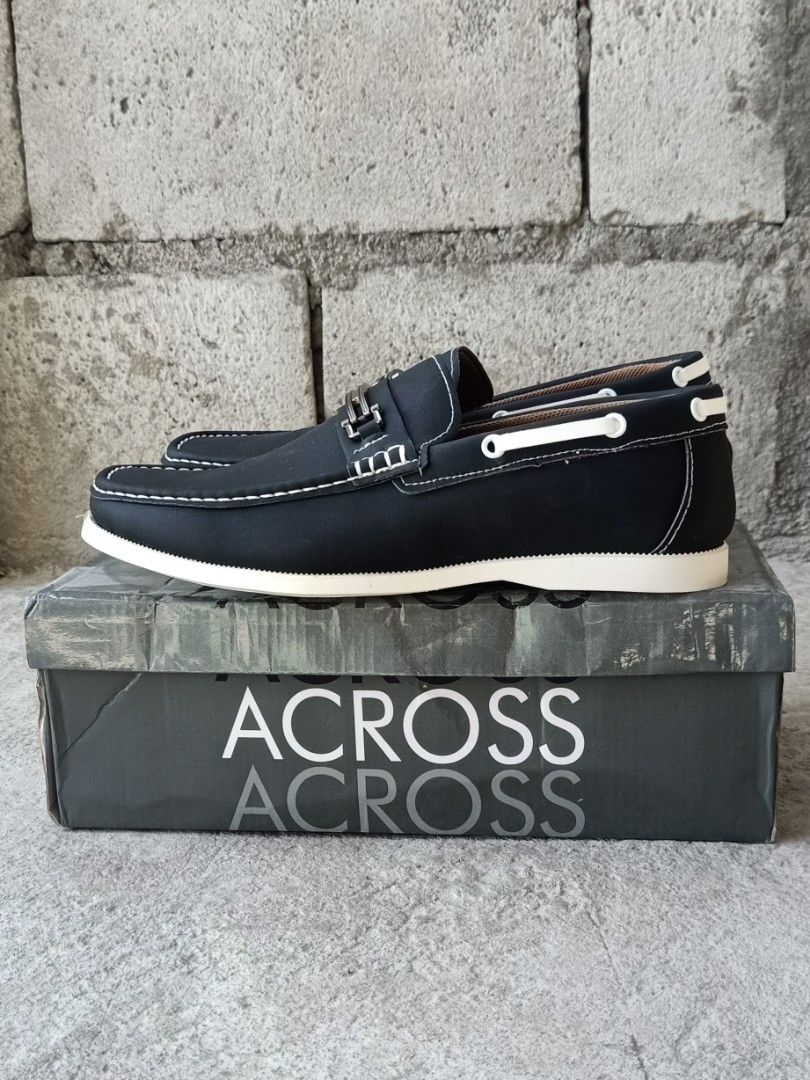 Across Men's Topsider Shoes (Category: Casual Shoes) located in Pasay City. Submitted by jay_gdz (Listing ID 1362310813, Image 1). Description: Across Men's Topsider Shoes Good for Formal/ Casual/ Office Size 41 Brand new (never pa nagamit) 10/10 Condition No issue rfs: wrong size - no box.