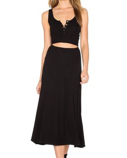 (Category: ) located in . Submitted by diyascloset (Listing ID 1362420389, Image 1). Description: .
