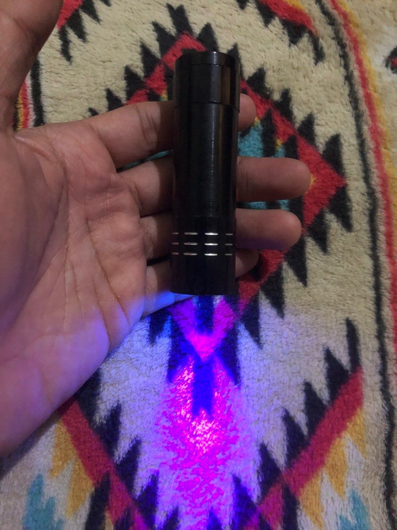 Black light portable flash light (Category: Lighting & Studio Equipment) located in Quezon City. Submitted by markgolveo (Listing ID 1362379001, Image 2). Description: Black light portable flash light.