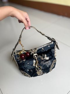 (Kategori: ) berada di . Dikirim oleh byannastii (ID iklan 1362340797, Gambar 1). Deskripsi: .