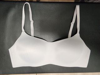 Calvin Klein seamless bra629776558210571113
