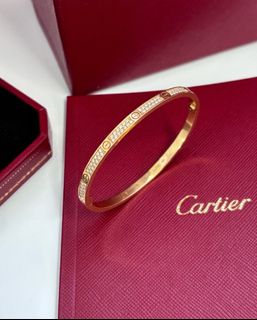 （分類：）位於 。 由 mia.cartier99 提交（商品編號 1362453978，圖片 1）。簡介： 。
