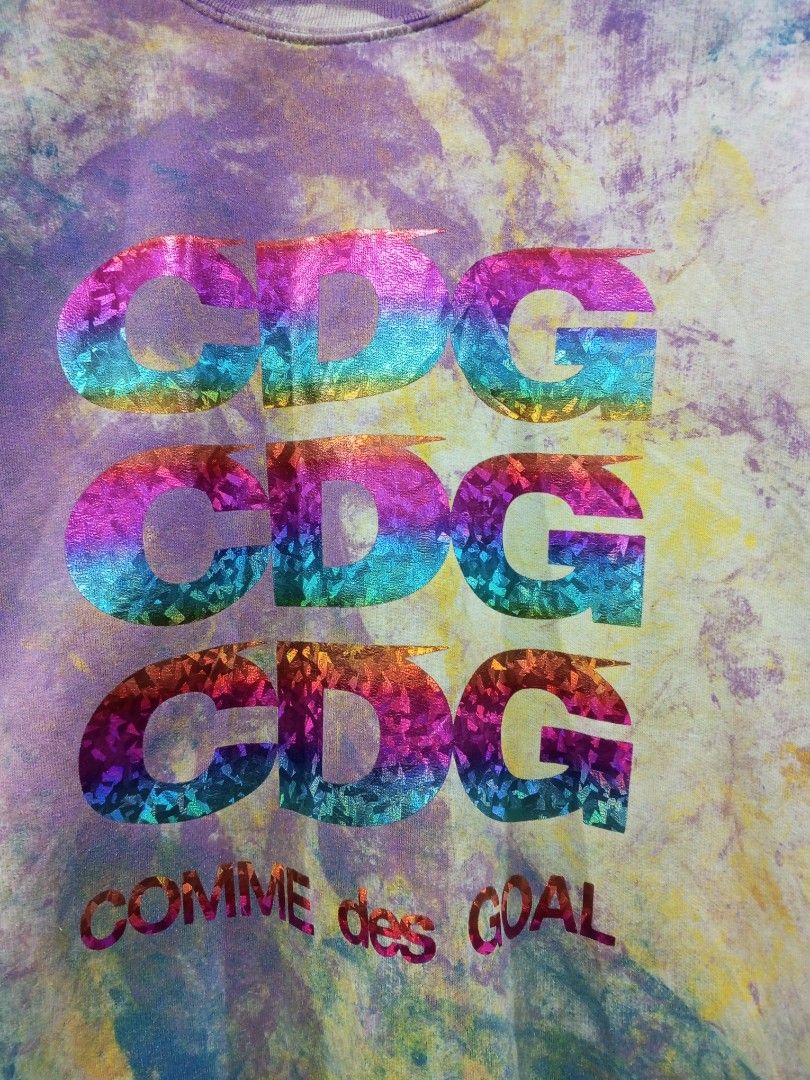 Cdg comme des goal jacket (Category: Coats, Jackets and Outerwear) located in Iligan City. Submitted by goldielooks143 (Listing ID 1362421220, Image 2). Description: les vetements des football bootleg cdg jacket. size large on tag, actual dimes 23" width x 28" length. excellent condition..