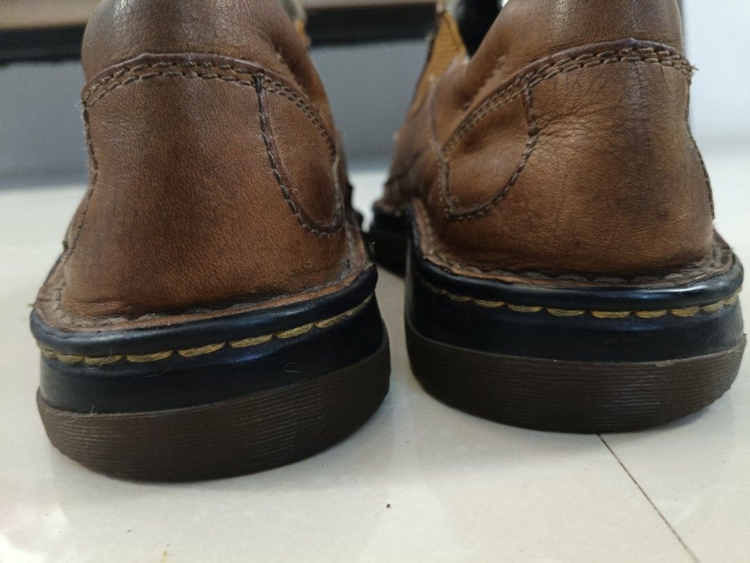 Dr Martens Brown Leather Shoes (Category: Casual Shoes) located in Calamba. Submitted by fritziekelly (Listing ID 1362421744, Image 3). Description: Dr Martens, Brown Leather Shoes, Original. Made in Thailand..