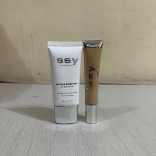 Issy Makeup Base Bundle for Warm / Olive Undertones - Active Skin Tint (Spruce) + True Flex Illuminator (Flare)