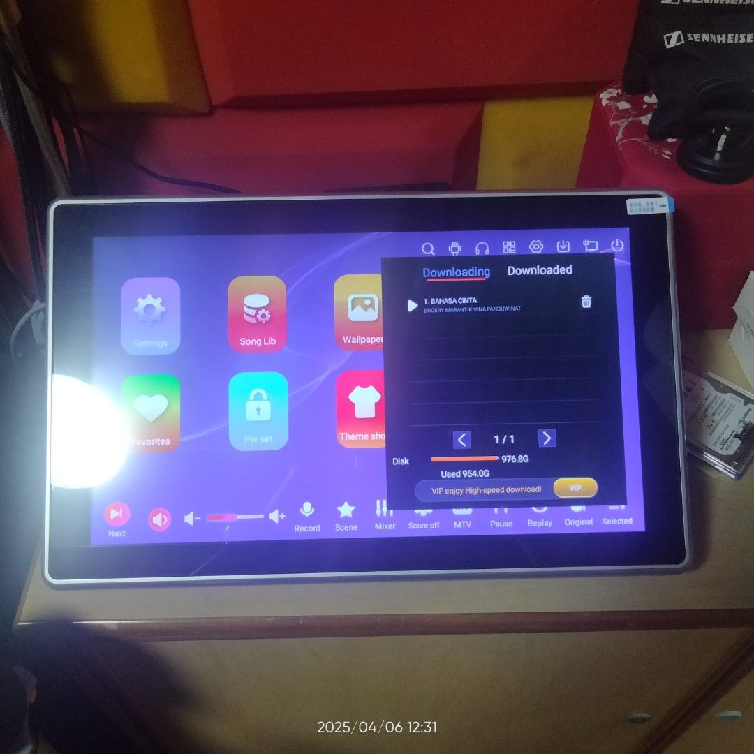 Karaoke Touch Screen System490212556737751042