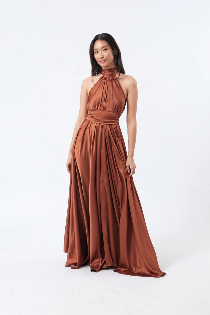 Karimadon Erica Gown (Category: Evening dresses & gowns) located in Pasig City. Submitted by sagefields (Listing ID 1362385283, Image 3). Description: Free size. Color: Burgundy/Marsala/Wine Bought for P6999 (5th photo) Used once only for prenup shoot (6th photo) Halter silk satin formal gown with sash (removable) 🏷️ burgundy, maroon, wine, photoshoot, engagement, wedding, satin gown, silk, classy gown, sophisticated, evening gown, not zoo label