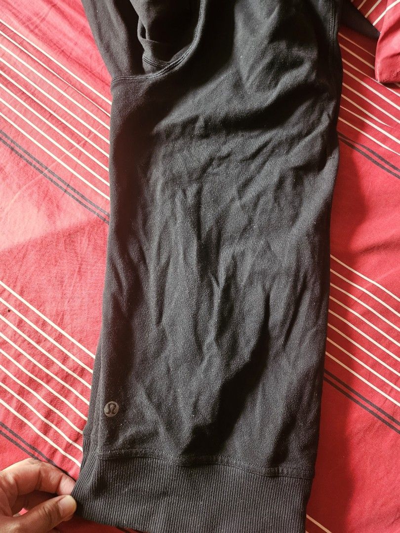 Lululemon jackets (Category: Coats, Jackets and Outerwear) located in Quezon City. Submitted by liamdan20 (Listing ID 1362363730, Image 2). Description: Orig lululemon jackets for men Both size small 19" w 26"h.