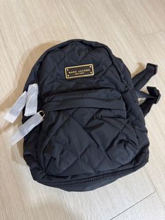 （分類：）位於 。 由 louischow0201 提交（商品編號 1362410435，圖片 1）。簡介： 。