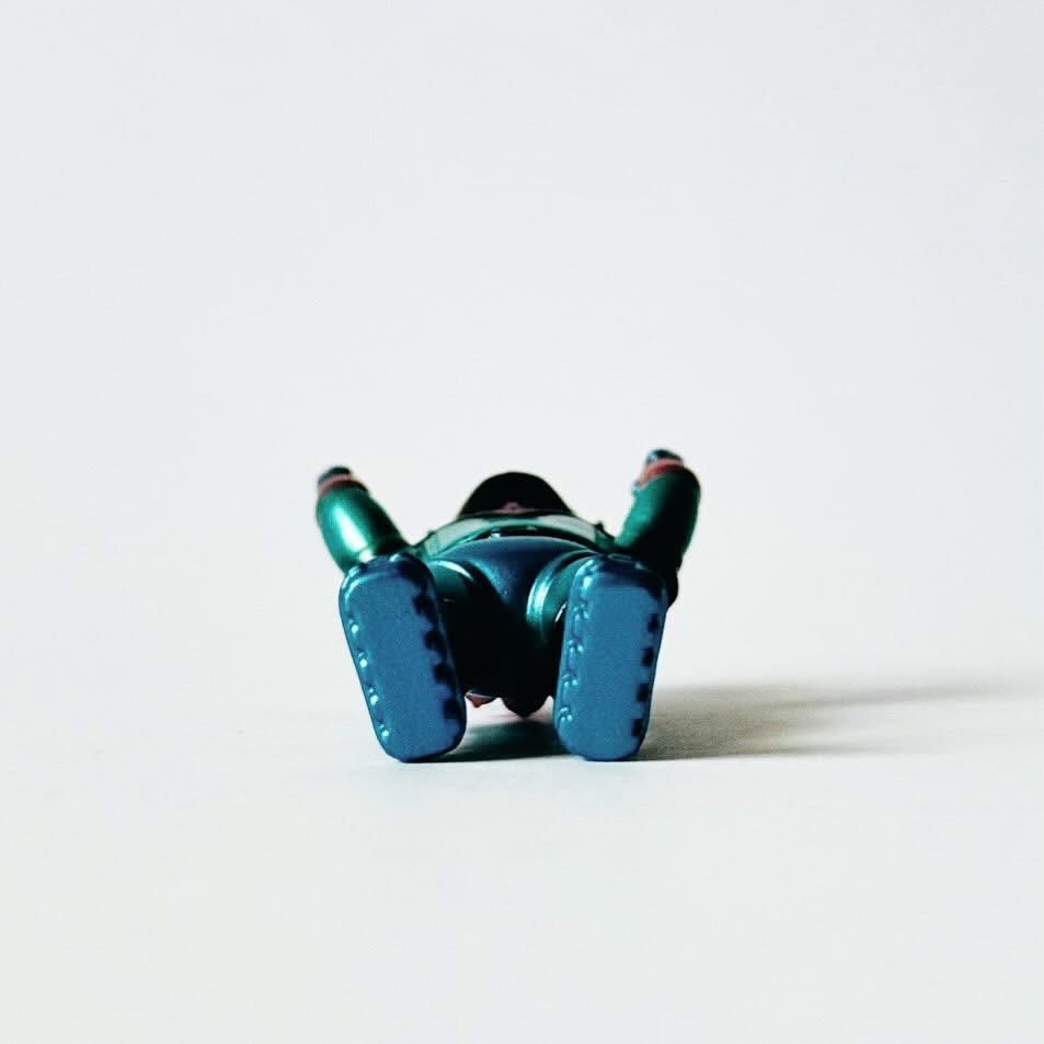 【最新入荷】 TOY メディコムトイ｜MEDICOM VAG SERIES GACHA) ARTIST VINYL ( 一般