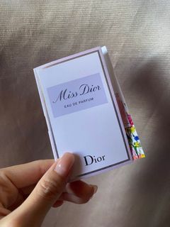 （分類：）位於 。 由 alicee_care 提交（商品編號 1362435988，圖片 1）。簡介： 。
