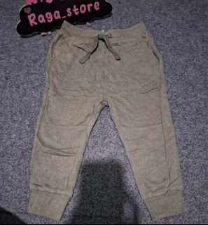 (Kategori: ) berada di . Dikirim oleh raga_store (ID iklan 1362469354, Gambar 1). Deskripsi: .