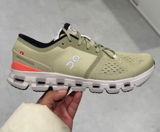(Category: ) located in . Submitted by miqboutique (Listing ID 1362386356, Image 1). Description: .