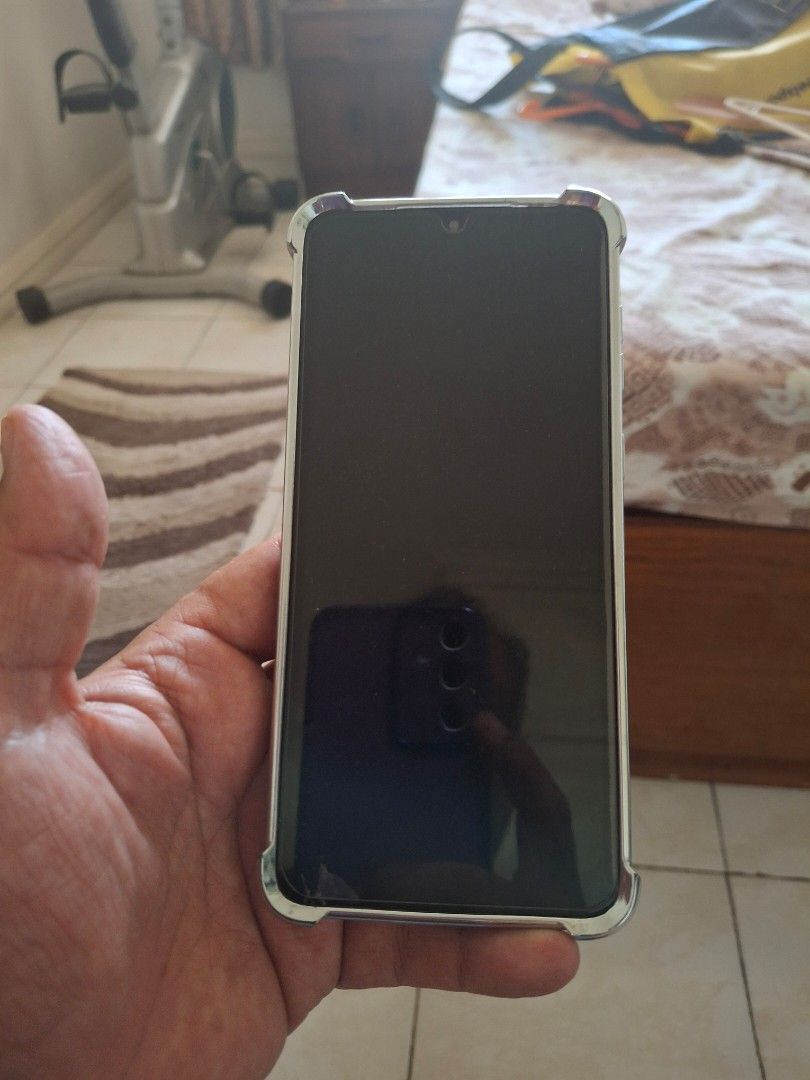 Samsung A33 5G (Category: Samsung) located in Paranaque City. Submitted by johnycaraccesorries (Listing ID 1362330204, Image 1). Description: Samsung A33 5G 6.4" Screen 1080 X 2400 Camera 48MP 6GB Ram 128GB Battery 5,000 Mah Corning Gorilla Glass Super Amoled 90 Hz.