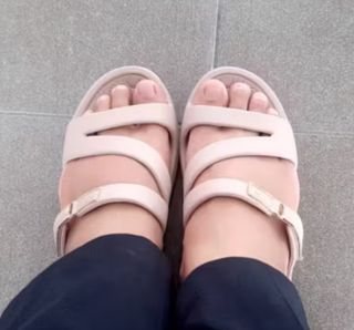 (Category: ) located in . Submitted by li_annaa (Listing ID 1362474476, Image 1). Description: .