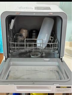 (Category: ) located in . Submitted by peiyee91 (Listing ID 1362353272, Image 1). Description: .