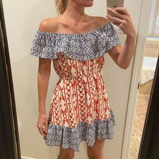 (Category: ) located in . Submitted by diyascloset (Listing ID 1362382815, Image 1). Description: .