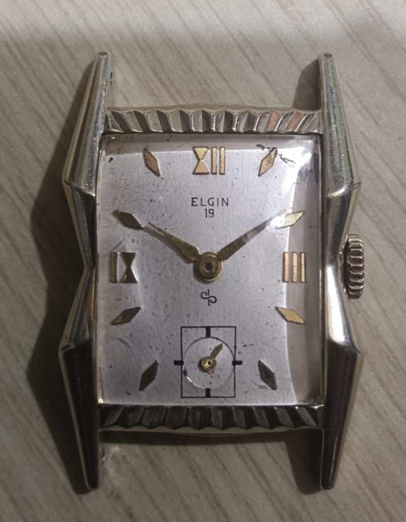 vintage elgin 1940s (Category: Men's Watches) located in Cainta. Submitted by jobie2020 (Listing ID 1362308903, Image 1). Description: vintage elgin 1940s, desusi.10k gf. very good condition price 12,500 pesos.