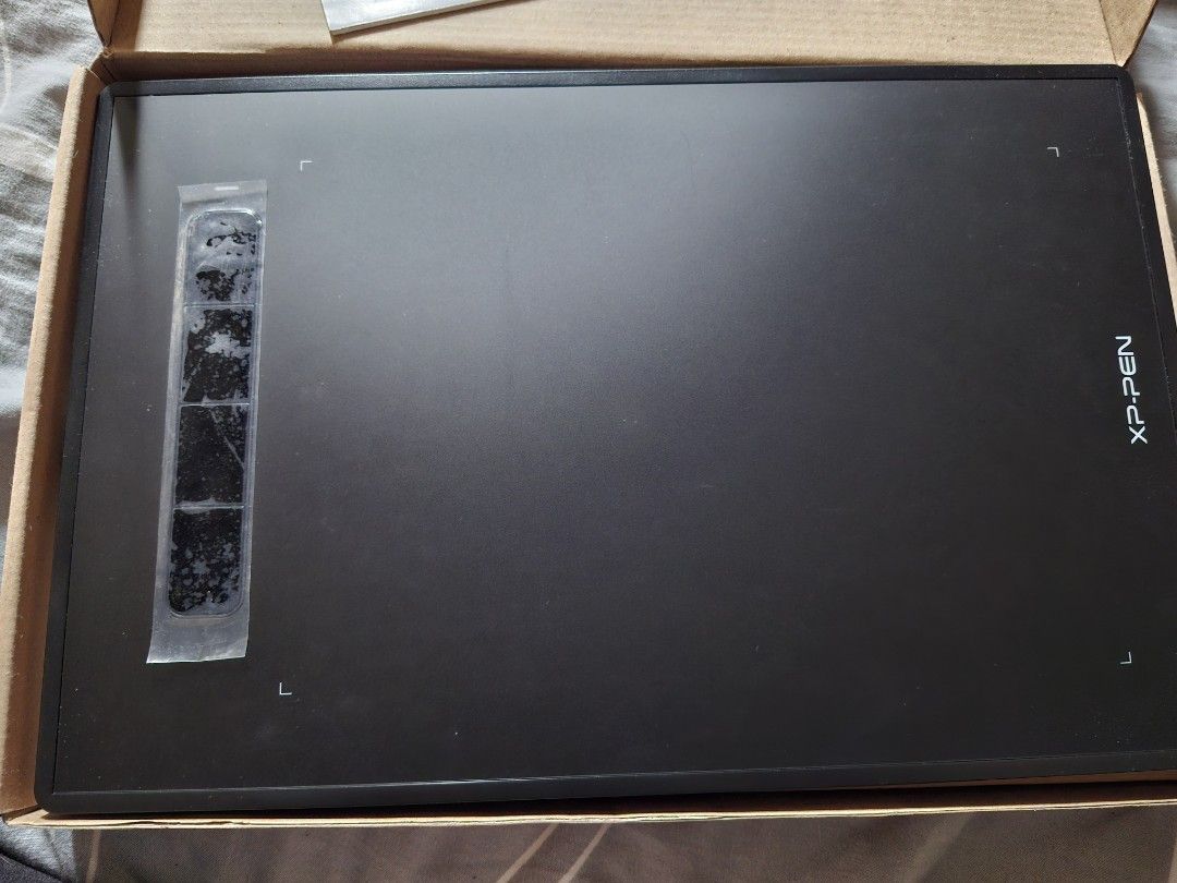 XPPen Star G960S Digital Graphics Drawing Tablet (Category: Others) located in Manila. Submitted by gonzalesre71350 (Listing ID 1362175851, Image 2). Description: Description #XPPen Official Store Follow Our Store, Get Voucher 09 x 6 inch The XP-Pen Star G960S graphic tablet comes with a 9 x 6 inch working area and a separate USB interface, offering you more space and more freedom to express your creative ideas. 04 Shortcut Keys Features four cus