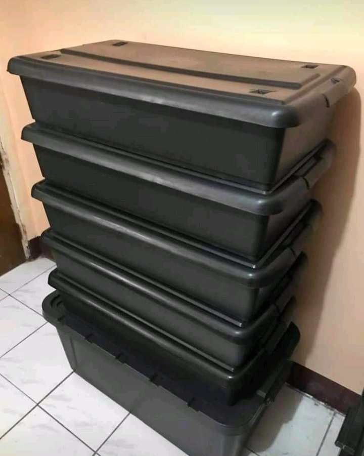 40L (underbed) 30*16*6in (Category: Storage Boxes & Baskets) located in Manila. Submitted by dolorchris69891 (Listing ID 1362497654, Image 3). Description: 40L (underbed) 30*16*6in.