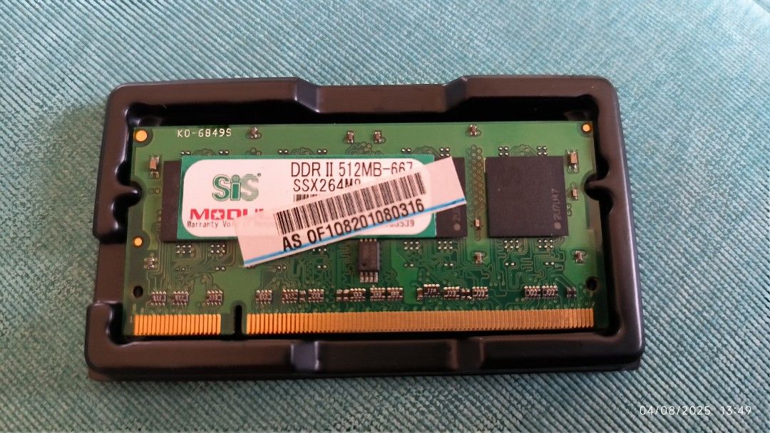512mb DDR2 (Category: Laptops & Notebooks) located in Quezon City. Submitted by picshot (Listing ID 1362528285, Image 2). Description: 512mb DDR2 memory card for old laptop.