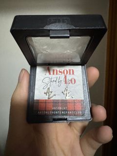 （分類：）位於 。 由 cora2005 提交（商品編號 1362640567，圖片 1）。簡介： 。