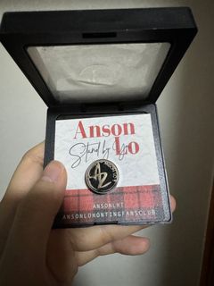 （分類：）位於 。 由 cora2005 提交（商品編號 1362640787，圖片 1）。簡介： 。