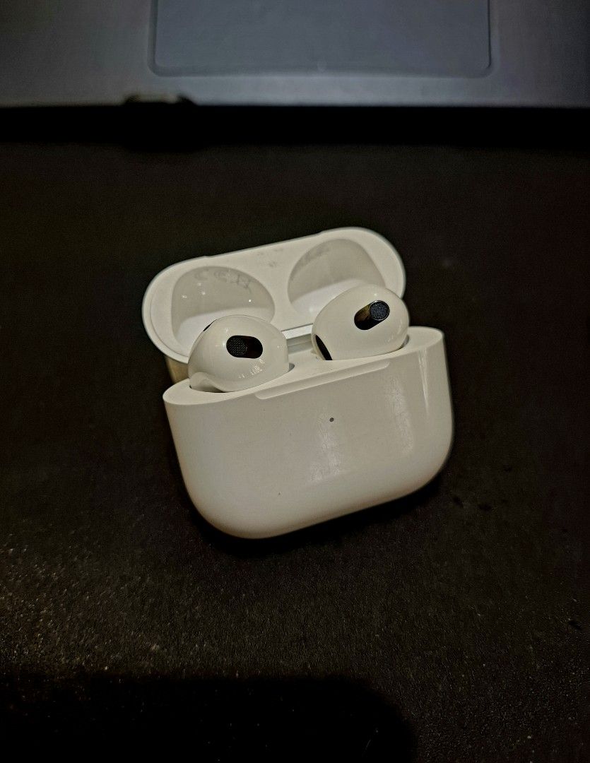 Apple AirPods 3rd Generation (Category: Earphones) located in Pasay City. Submitted by andreiisasundae (Listing ID 1362541550, Image 1). Description: Bought in the Apple Store in California in 2022. No box and receipt as I have lost them already 😅. Comes with a newly bought Xundd Case and a Charging Cable. There are some slight scratches on the case due to use but are almost not noticeable with its new case on. Price is negotiable! Just leave me