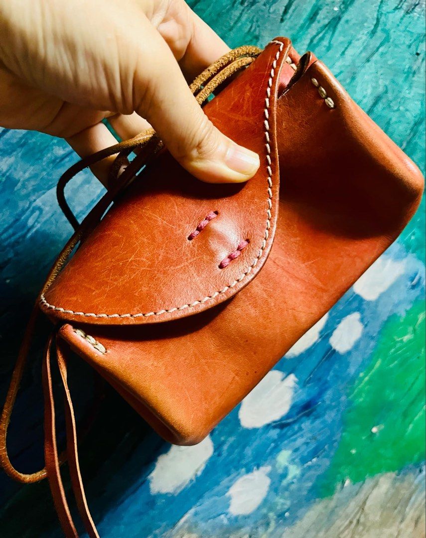 BAG SLING Genuine Leather (Category: Cross-body Bags) located in Antipolo. Submitted by MSelection (Listing ID 1362499216, Image 1). Description: .