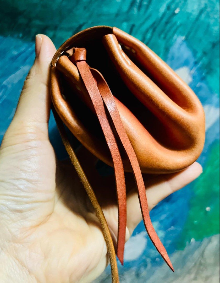 BAG SLING Genuine Leather (Category: Cross-body Bags) located in Antipolo. Submitted by MSelection (Listing ID 1362499216, Image 3). Description: .