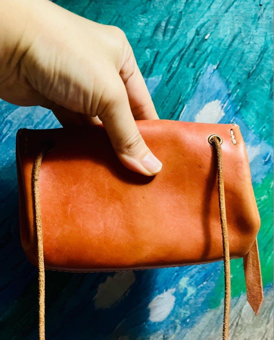 BAG SLING Genuine Leather (Category: Cross-body Bags) located in Antipolo. Submitted by MSelection (Listing ID 1362499216, Image 2). Description: .