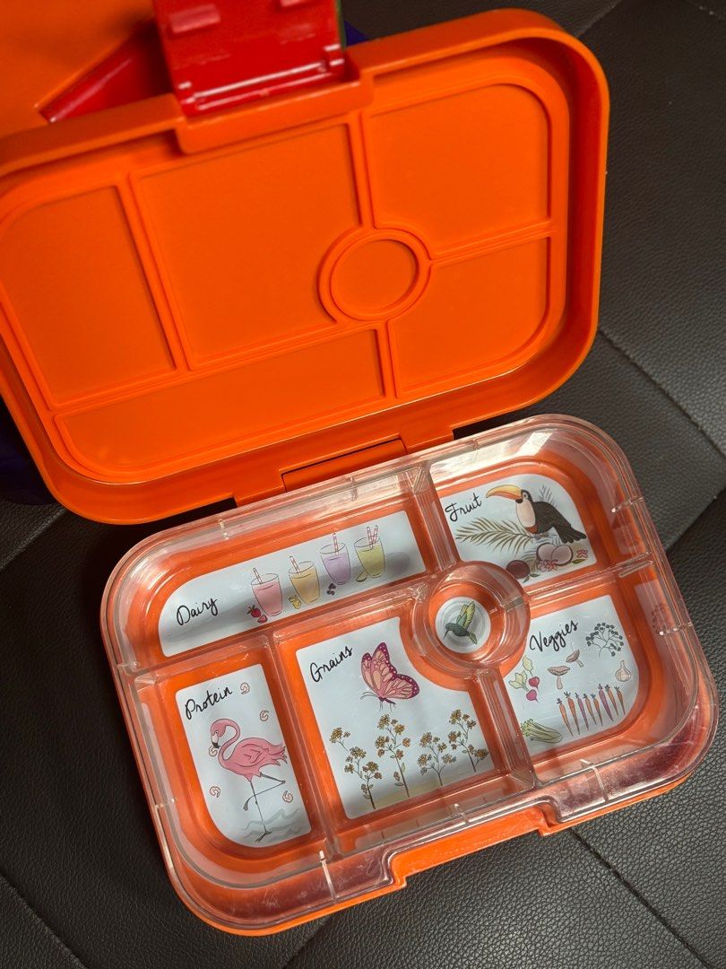 Bento Lunchbox ORANGE (A) (Category: Other Kitchenware & Tableware) located in Quezon City. Submitted by dearbento.boutique (Listing ID 1362636101, Image 3). Description: Selling my boys’ preloved lunchbox. Brand: Yumbox, Original (5 compartments) ₱990 ₱1,645.00 Original Price Shipping via J&T, sf c/o buyer. Same day delivery via Lalamove or Grab, df c/o buyer .