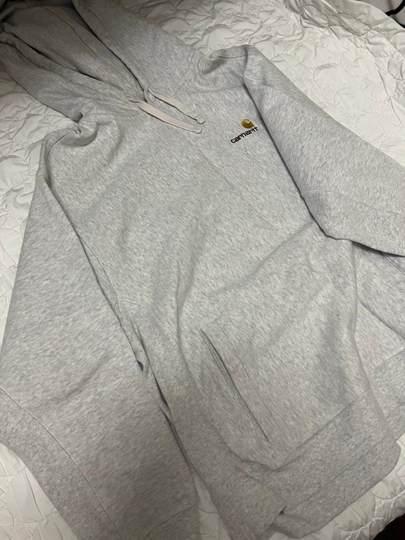 Carhartt hoodie (Category: Coats, Jackets and Outerwear) located in Taguig. Submitted by byemystuff_ (Listing ID 1362558838, Image 3). Description: Bought in Japan Yellow stain not noticeable ans washable Best fits large Negotiable Thick fabric.