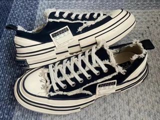(Category: ) located in . Submitted by fashion.shoppp (Listing ID 1362571750, Image 1). Description: .