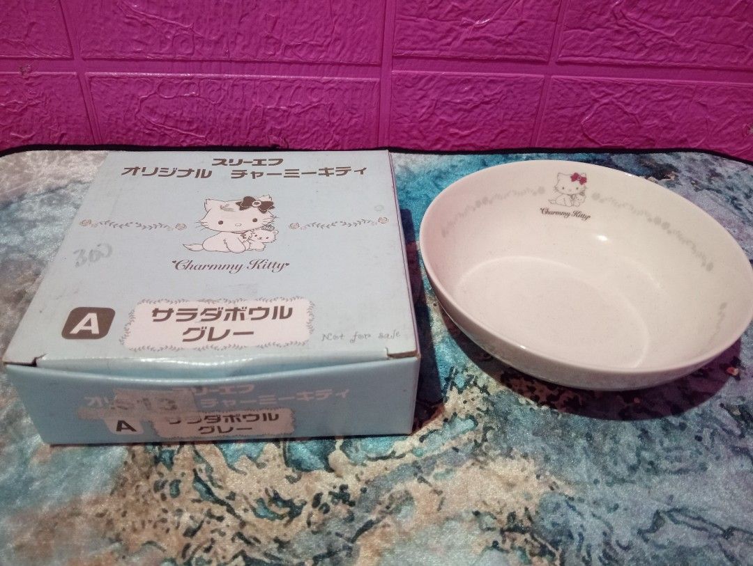 CHARMMY KITTY CERAMIC BOWL (Category: Other Kitchenware & Tableware) located in Bulacan. Submitted by renasophiatoystore2020 (Listing ID 1362612603, Image 1). Description: CHARMMY KITTY CERAMIC BOWL 200 PESOS ONLY MOP: GCASH/BDO MOD: FLASH EXPRESS FIRST TO PAY.
