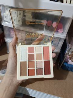 (Category: ) located in . Submitted by sumptuousblueph (Listing ID 1362544898, Image 1). Description: .