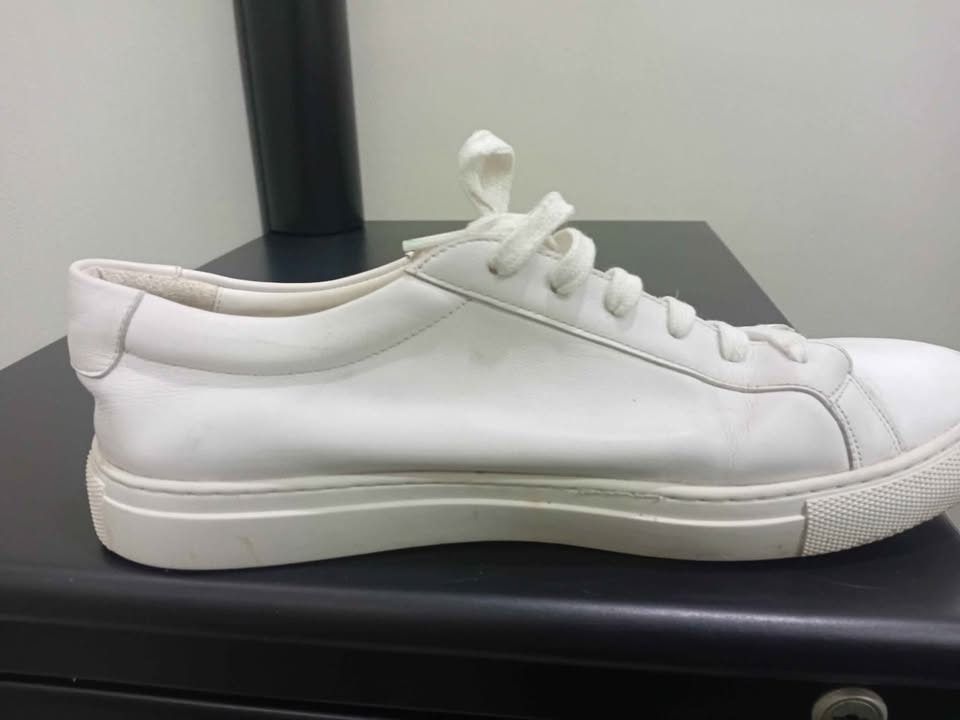 Common Projects Achilles Low (Category: Sneakers) located in Cebu City. Submitted by moderngent.apparel (Listing ID 1362497207, Image 3). Description: Common Projects Achilles Low Size : 42 (both) Excellent Conditions Price : 4,000.00 nego for sure buyer Free Shipping.