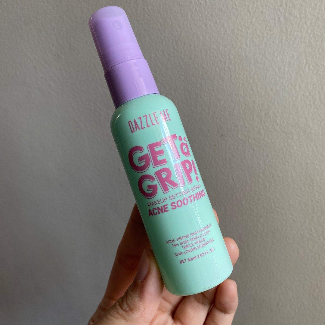 Dazzle Me Get to Grip Setting Spray (Category: Makeup) located in Bulacan. Submitted by puzzles_piece (Listing ID 1362510721, Image 3). Description: Tested only (max 4 sprays each) 140php each | Take all: 500php Dazzle Me Setting Spray: ❌ Matte Fix - SOLD Dewy Fix Acne Soothing.