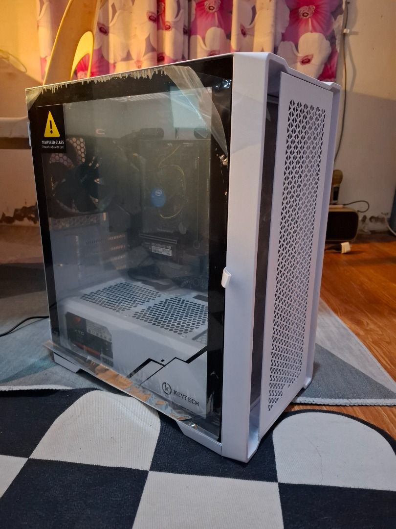 Desktop Computer (Category: Desktops) located in Quezon City. Submitted by manalangharvey07 (Listing ID 1362483108, Image 2). Description: Selling my desktop computer. Newly serviced and recased. Specifications: Processor: Intel i5-9400 Motherboard: MSI MAG B365M Mortar Power Supply: Cougar 550W True Rated PSU Storage: Gigabyte 500GB M.2 SSD WD 320GB HDD WD 500GB HDD (x2) Memory: 24GB RAM Includes: 24-inch Samsung monitor RK68 mechanical keyboard