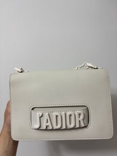 （分類：）位於 。 由 ttleeey 提交（商品編號 1362541622，圖片 1）。簡介： 。