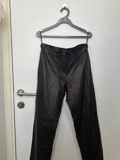 (Category: ) located in . Submitted by yang.closet (Listing ID 1362516565, Image 1). Description: .