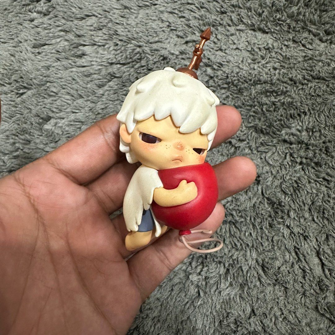 Hirono Drifter (Category: Designer & Blind Box Toys) located in Pasig City. Submitted by deolexp (Listing ID 1362627615, Image 1). Description: complete inclusions mop: gcash/maya mod: jnt/ lalamove/ meetup loc: taytay/nu-moa.
