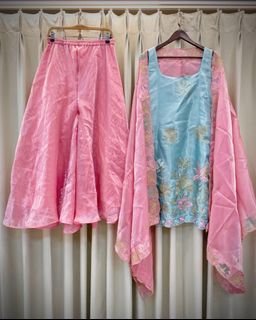 （分類：）位於 。 由 sadiaboutique 提交（商品編號 1362515576，圖片 1）。簡介： 。