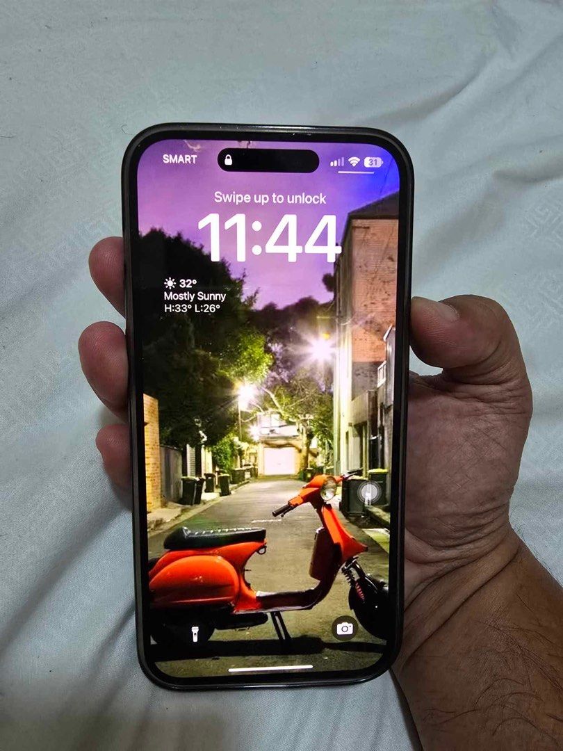 Iphone 14 promax 256gb (Category: iPhone 14 Series) located in Santa Rosa. Submitted by taireo (Listing ID 1362508169, Image 2). Description: For sale only - iphone 14 promax 256gb smart locked. No issue, with box same imei, color deep purple. 84% batt health pero matagal padin ma-lobat. No history of repair. Selling for only 39k! Sta.Rosa Laguna location. Pm sa interesado. 📱🛜👌.