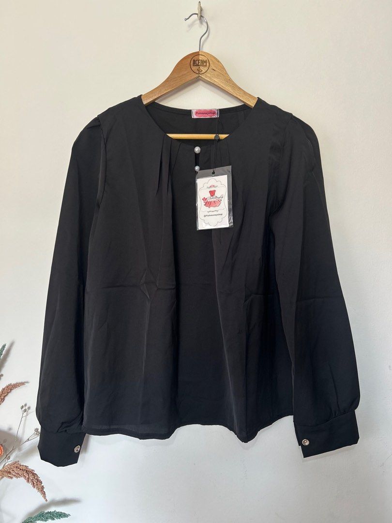 Korean Top - long sleeves (Category: Blouses) located in Tarlac. Submitted by dcfam (Listing ID 1362516810, Image 1). Description: Material - soft satin.