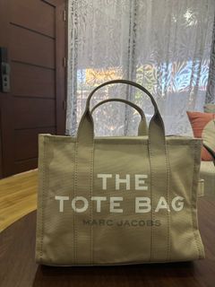 Marc Jacobs The Tote Bag With Guitar Strap